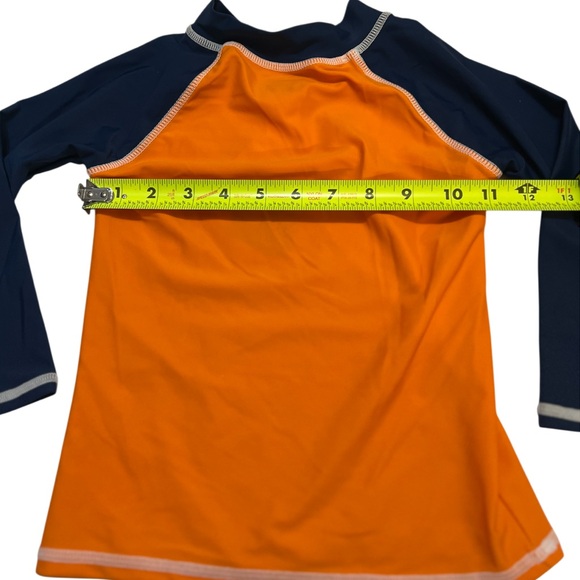 Flap Happy Rash Guard Top - Picture 3 of 4